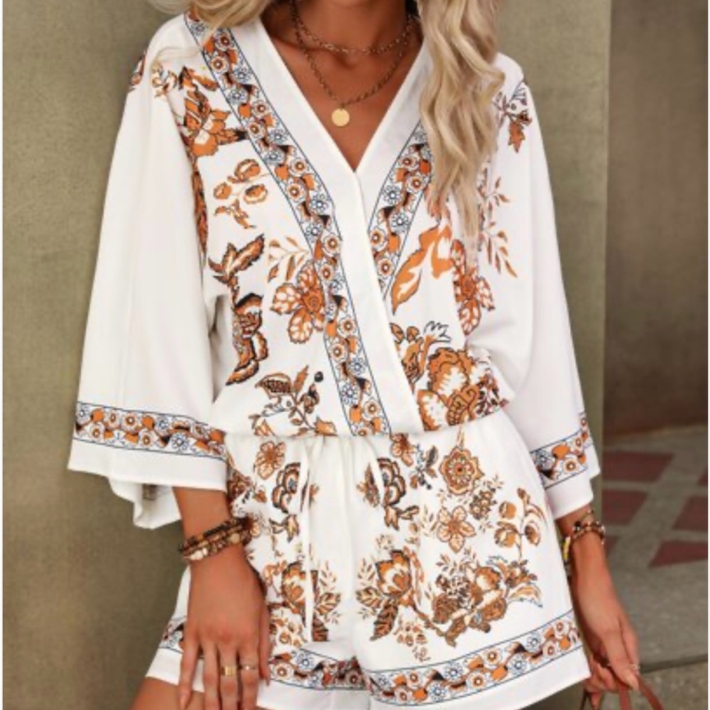SHEIN Floral Print Drop Shoulder Blouse & Short